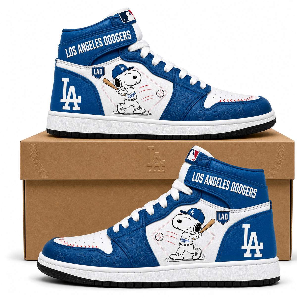 Los Angeles Dodgers Snoopy Baseball Fan 3-Piece Set – Hoodie — Sweatpants & High-Top Sneakers
