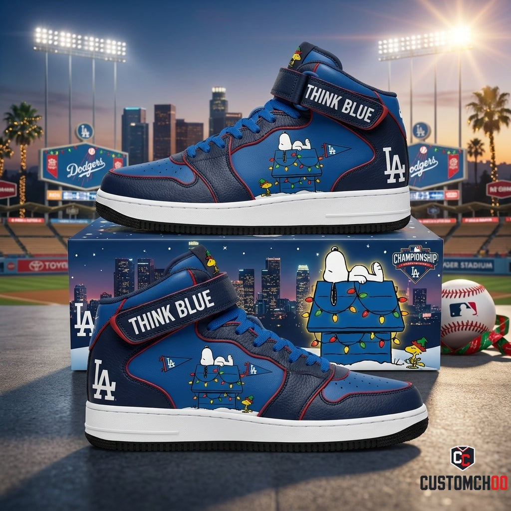 Los Angeles Dodgers Snoopy-Inspired Christmas Fan JD1