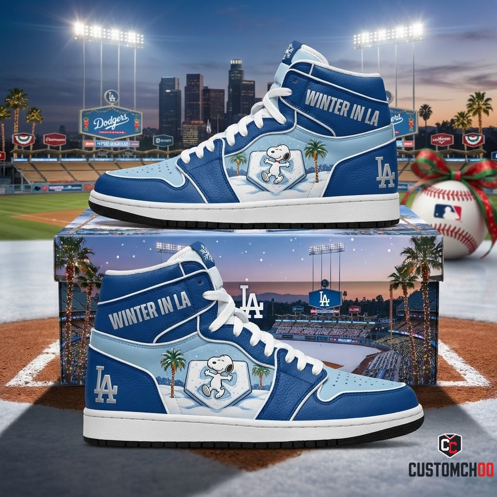 Los Angeles Dodgers Snoopy-Inspired Christmas Fan JD1
