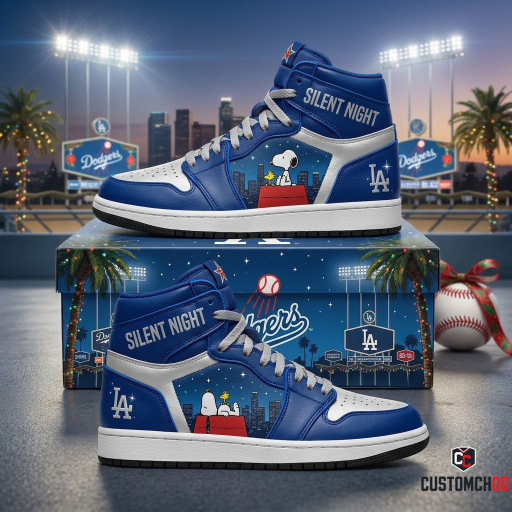 Los Angeles Dodgers Snoopy-Inspired Christmas Fan JD1